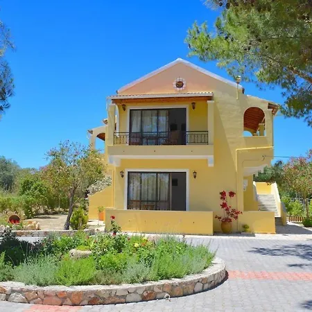 Apartment Alexandra 3 *