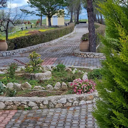 Alexandra 3 * Lefkimmi (Corfu)