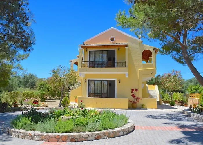 Apartment Alexandra 3 *