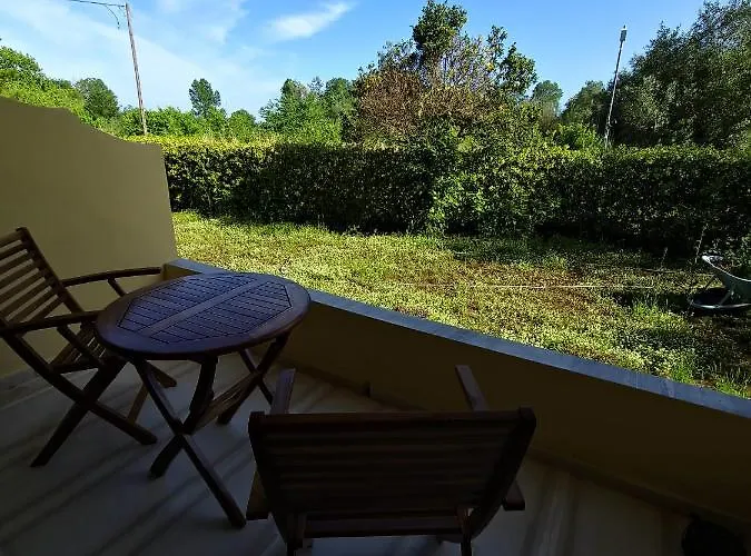 Alexandra 3 Apartment *